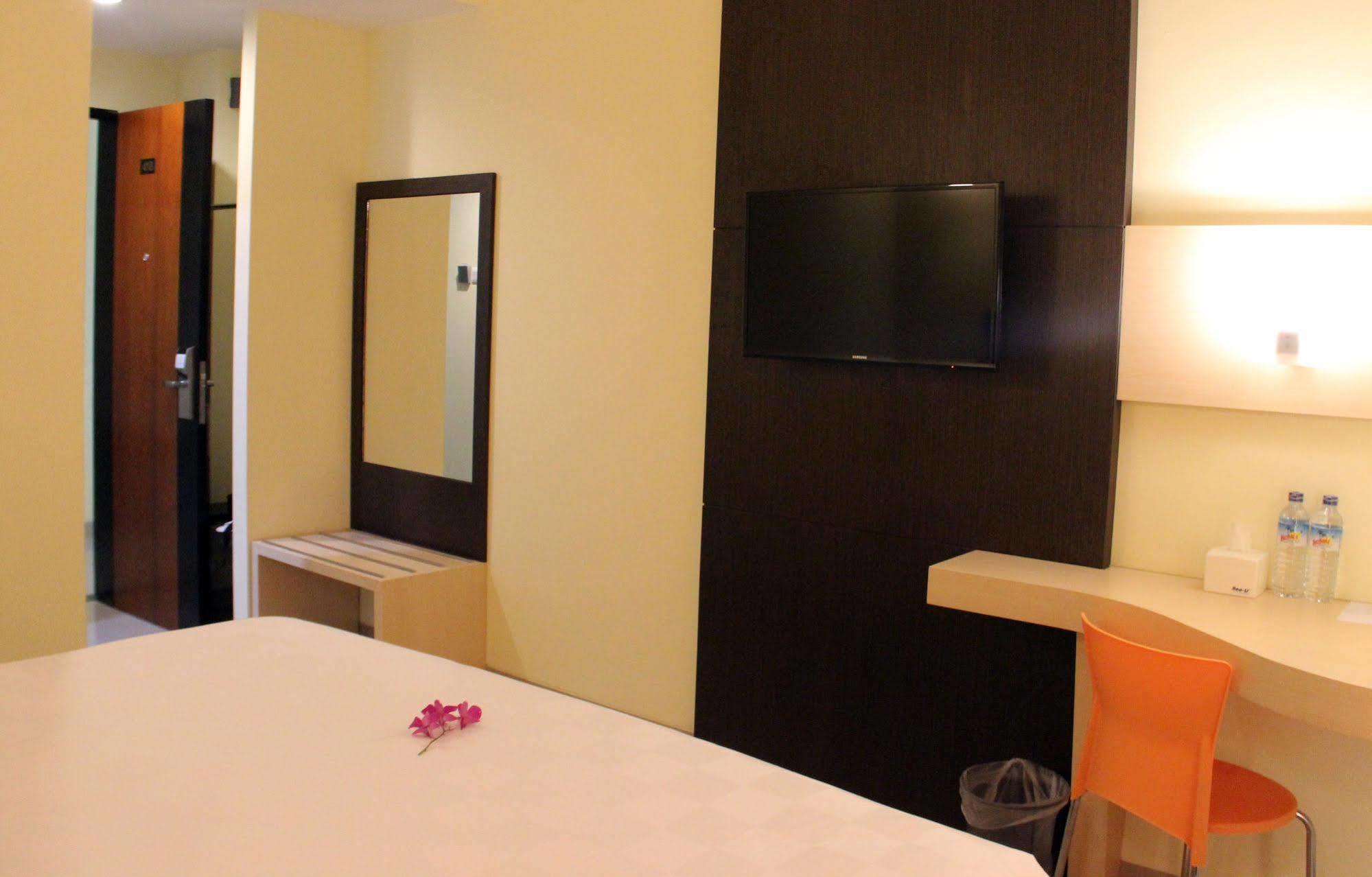 M Hotel Mataram Exterior foto