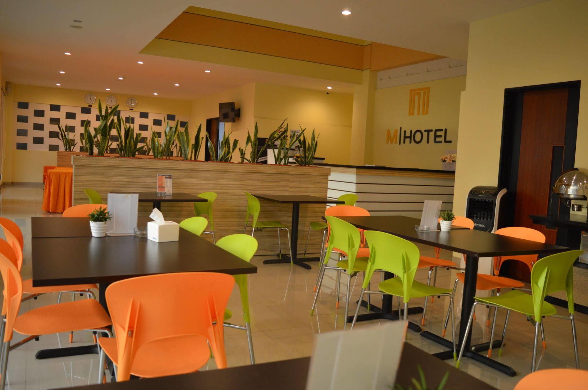 M Hotel Mataram Exterior foto